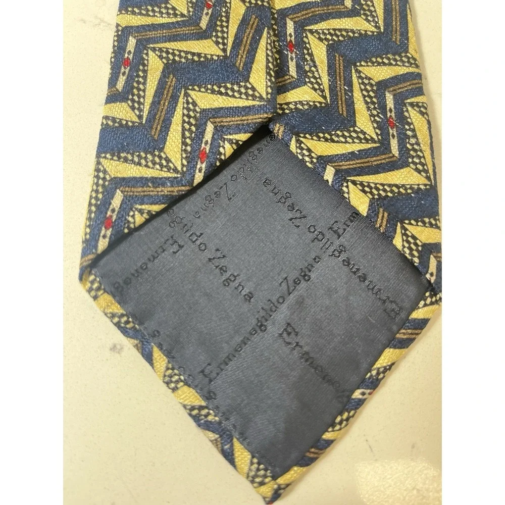 Ermenegildo Zegna Tie Blue Yellow Geometric Abstract 100% Silk Italy 59.5 x 4